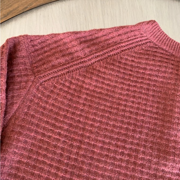 Everlane Belgium Waffle Henley Sweater ReCashmere Rust Red Sold Out Sz S - Picture 7 of 13